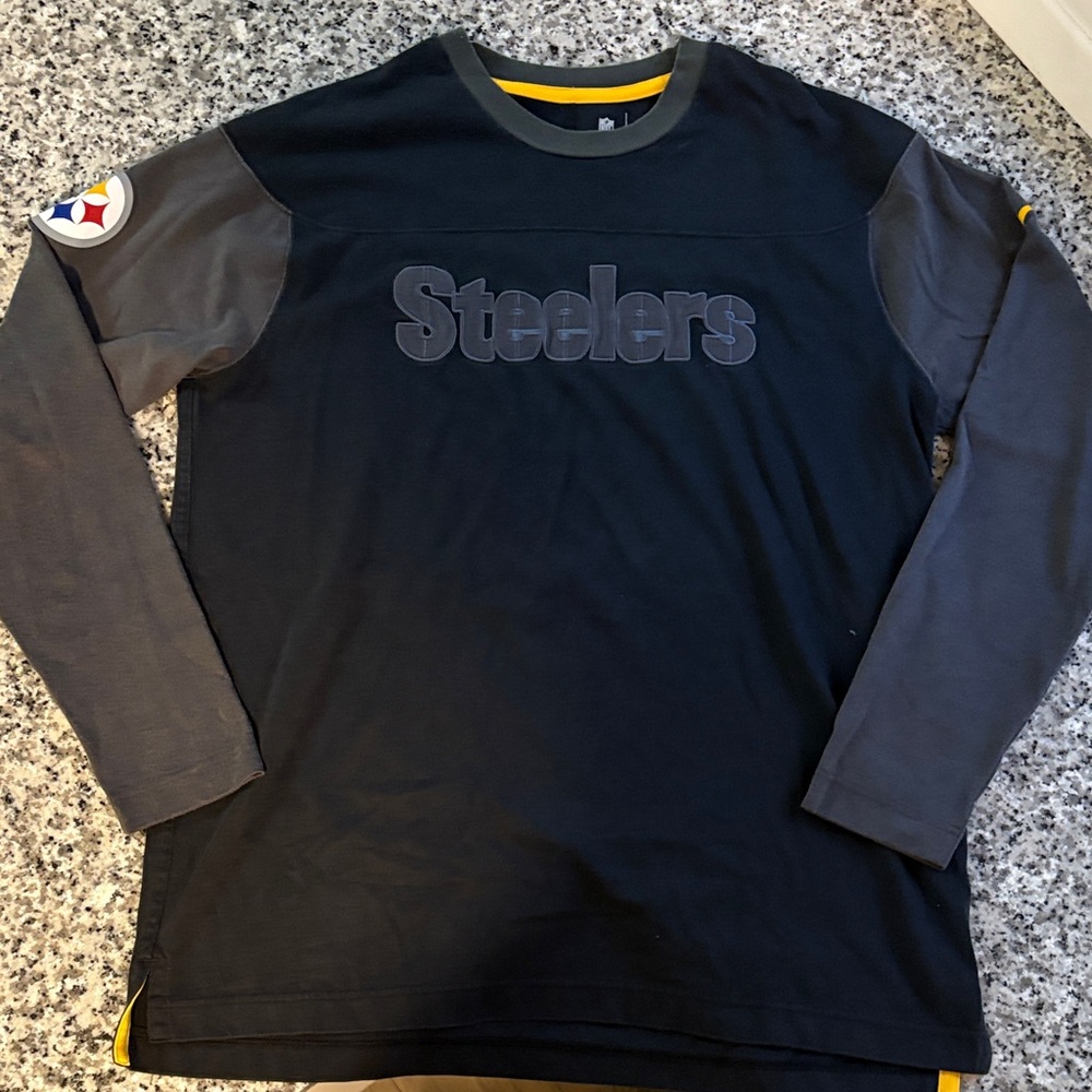 Nike Black and Gray Long Sleeve Tee